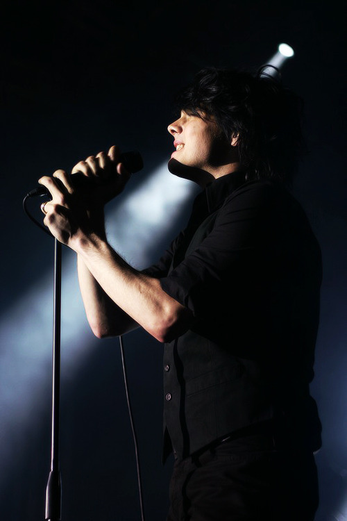 a thread of gerard's black waistcoat from 2007 aka my favorite look