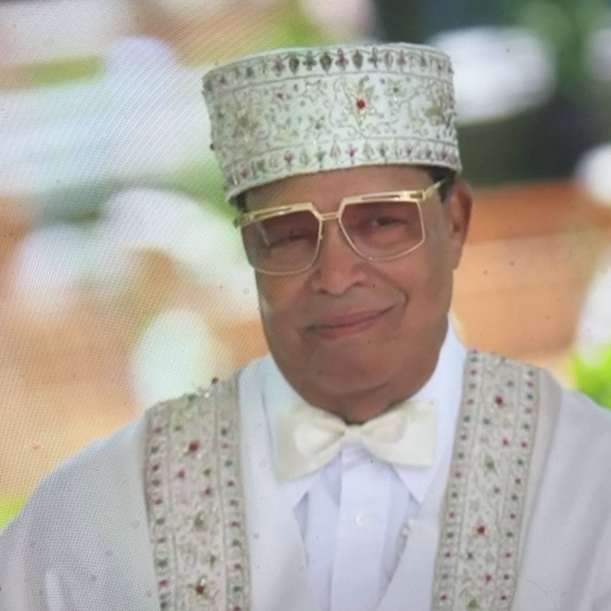 w1seone25's tweet photo. They can’t believe He’s still here, looking like He does, sounding like He does. This is their absolute worst nightmare. ~ @DrAvaMuhammad speaking on how the enemy can’t believe The Minister is still here. #ElevatedPlaces #Farrakhan https://t.co/cYhrJXg3pD
