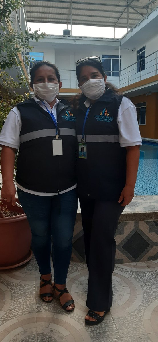 FundacinANMARO1's tweet photo. Nuestro Presidente Dr Stalin Chichanda, hizo entrega de credenciales y vestimenta a los Socios Fundadores y Voluntarios de la Fundación ANMAROS. @NoticiasPosorja @AlexaPrensa @Milindoposorja @Kleicer17 @cynthiaviteri @ODSDKP @ottosonnenh https://t.co/rNIwXNkrFa