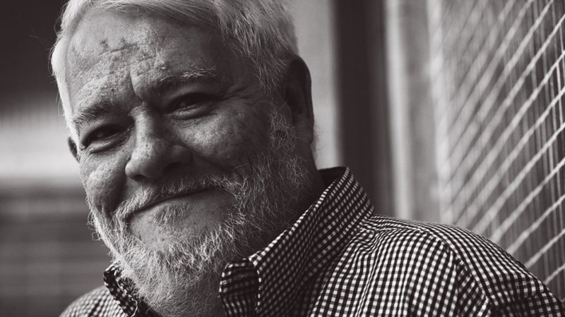 laparadapoetica's tweet image. Con un profundo dolor informamos el fallecimiento del gran poeta venezolano Armando Rojas Guardia.
Una pérdida irreparable para las letras.
Descansa maestro