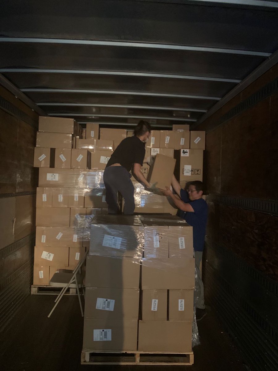 Rotrics1's tweet image. 🙌Good news!! The second batch of Robot Arms has arrived in our US warehouse! Local UPS delivery is starting today!🥳 Get ready for your delivery!!