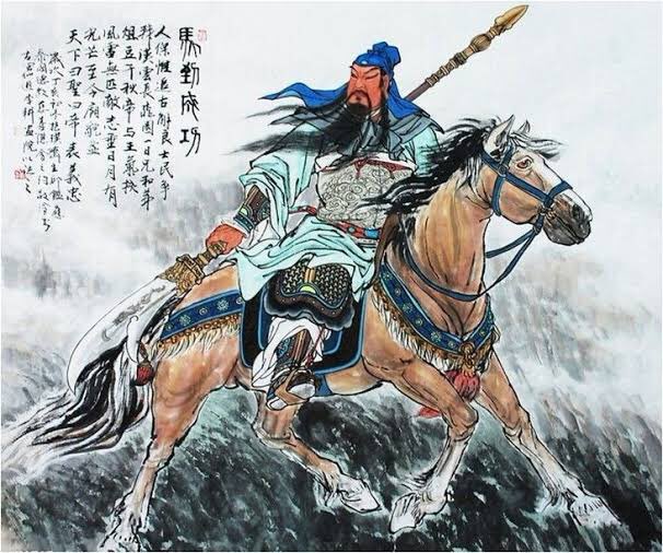 Btw, kalau di folk religion Tiongkok, Guan Yu akhirnya disembah sebagai dewa perang & simbol keberanian, kesetiaan & kejujuran.Di rumahku aja ada 2 pajangan Guan Yu & scroll painting tradisional. 