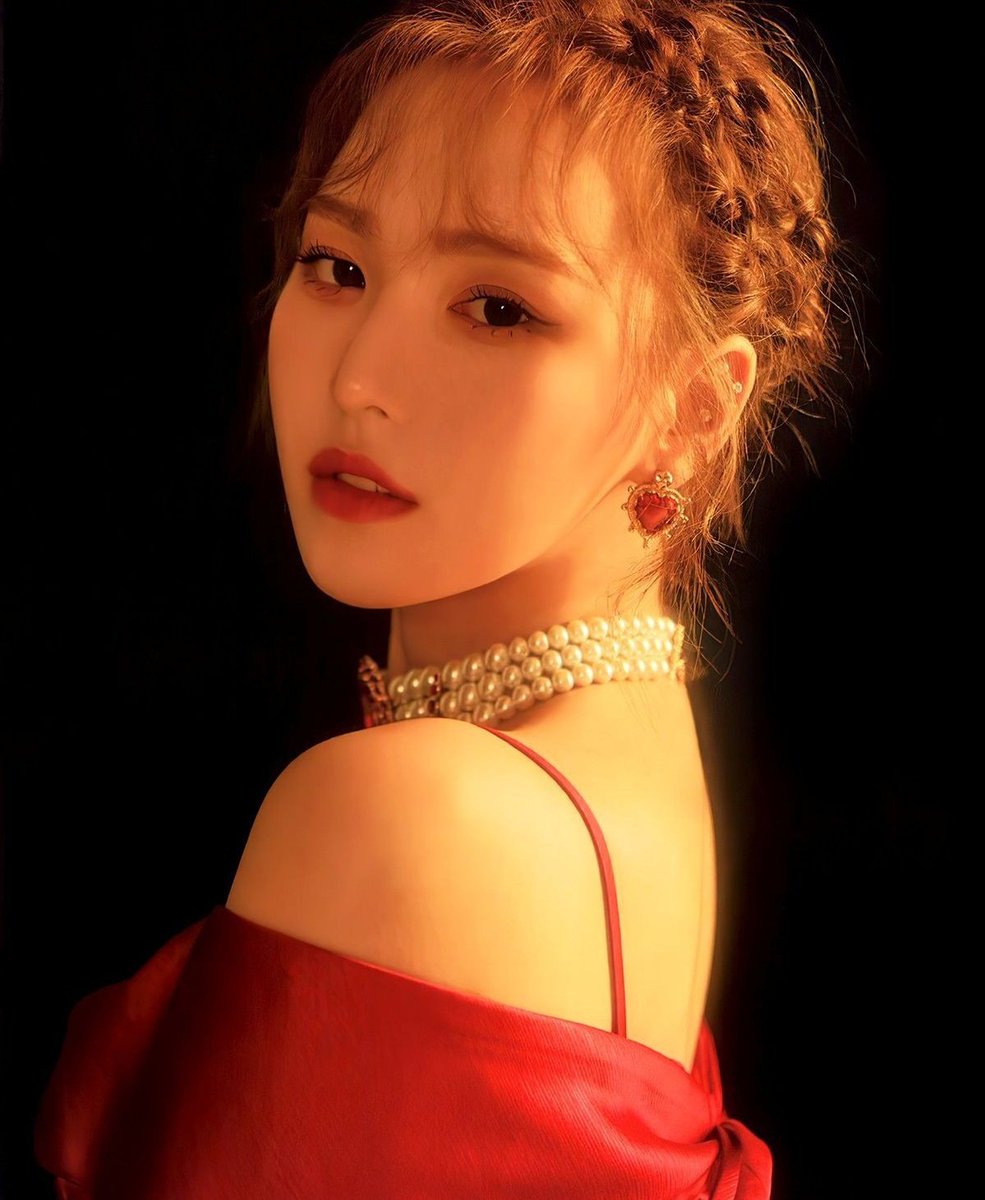 let's appreciate wannie's visual; 𝙖 𝙩𝙝𝙧𝙚𝙖𝙙