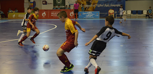 ✍✅ | REGLA PASARELA en todas las competiciones de 2ª de #Futsal:

📑 Los árbitros pararán el partido cada 5', teniendo que haber participado todos los jugadores en los primeros 3 periodos de 5 minutos.

📋 No alinear un jugador 👉 Alineación indebida.

ffrm.es/es/posts/news/…