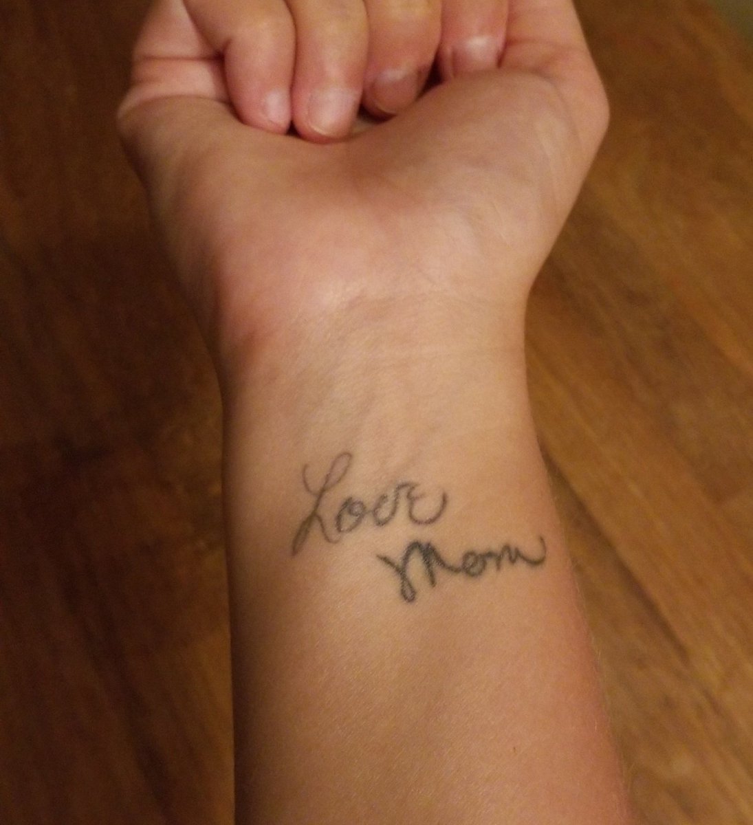 msbjacobson's tweet photo. @mrsjjee I'd say go for it. This is one of my favorite...my moms signature from my first mother's day card from her. Compared to my others...this was not painful. https://t.co/Z32o2D8rsR