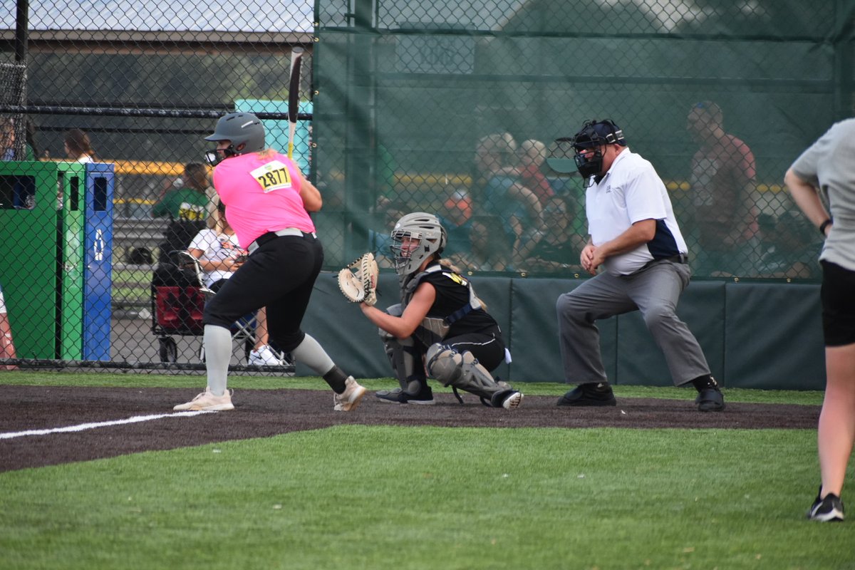 OhioThunder16U's tweet photo. Awesome night tonight for the Thunder at the Buckeye Recruitfest All Star Games.  Way to represent!  @SydneySchoenli2 @batesn22 @AudreyTheuring @GrayceDyer 
Bring the same NRG tomorrow. https://t.co/JKT3Vsg4dk