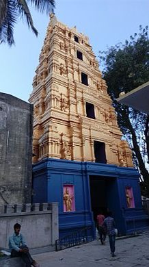 An Anthill representing presiding deity is inside. Lakhs come for darshan as temple is open only from next Thursday of FullMoon day in Ashwija Month(late Oct -early Nov)& closes on Balipadyami day when Karnataka celebrates Diwali3/3  @chitranayal09  @harshdeshpremi  @deepakpt_