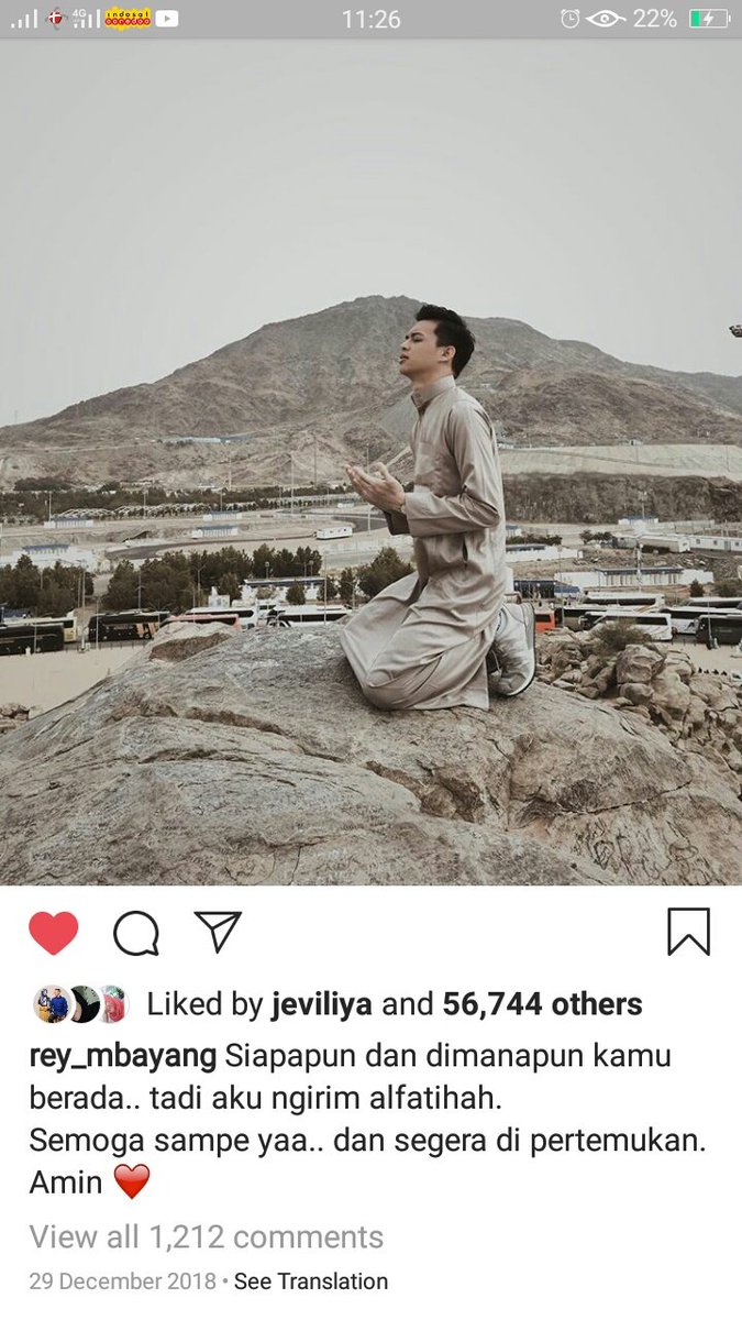 hello_ancha's tweet photo. di instagram sliweran postingan pernikahannya Dinda Hauw &amp; Rey Mbayang, eh pas liat stories Rey nemu iniii suka banget sama caption-nya.
Jabal Ar-Rahmah, semoga aku diberi kesempatan ke rumahmu yaaAllah, AAMIIN😇😍 sementara disampeinnya tiap sepertiga malam &amp; subuh yaa nis😊😊 https://t.co/NeKo5OFKg0