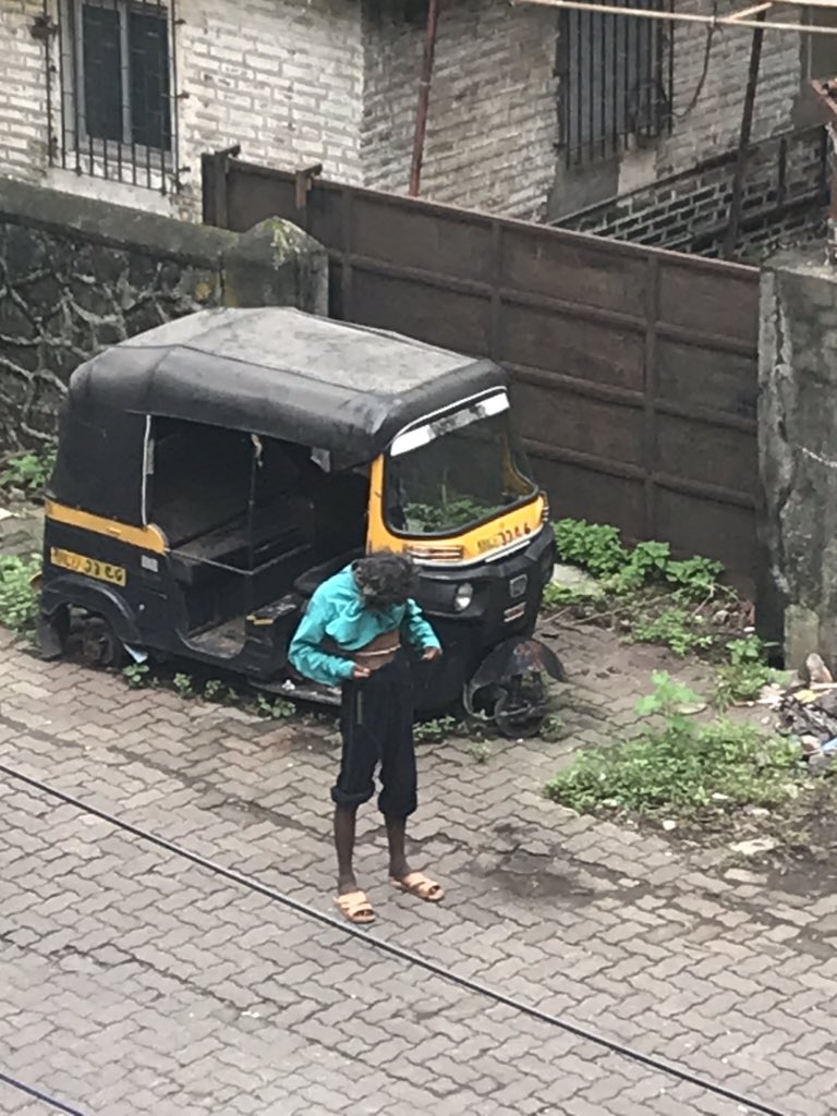 manohar1971's tweet photo. @MumbaiPolice this person has roaming the roads N.P.thakkar road for the last one month. Looks unstable and urinates on the road. Please sort this out https://t.co/0cAEeO4pBL
