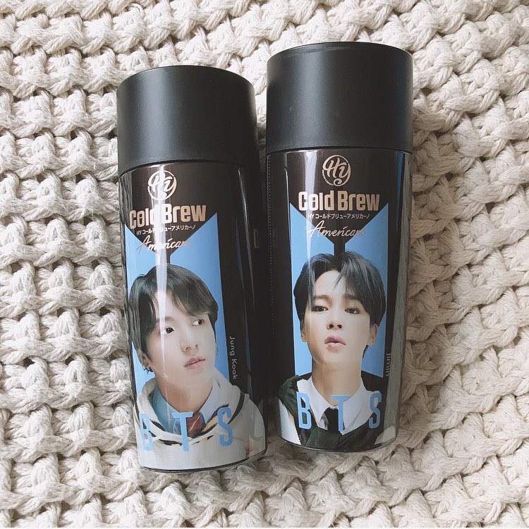 p931013's tweet photo. おつかれーらいす！

スーパーでこんなん売ってたから
ちゃんとペアで買ったよ！
ちゃんと。
コーヒー飲まないんだけど、
ちゃんと。 https://t.co/XlwpS7DKcG