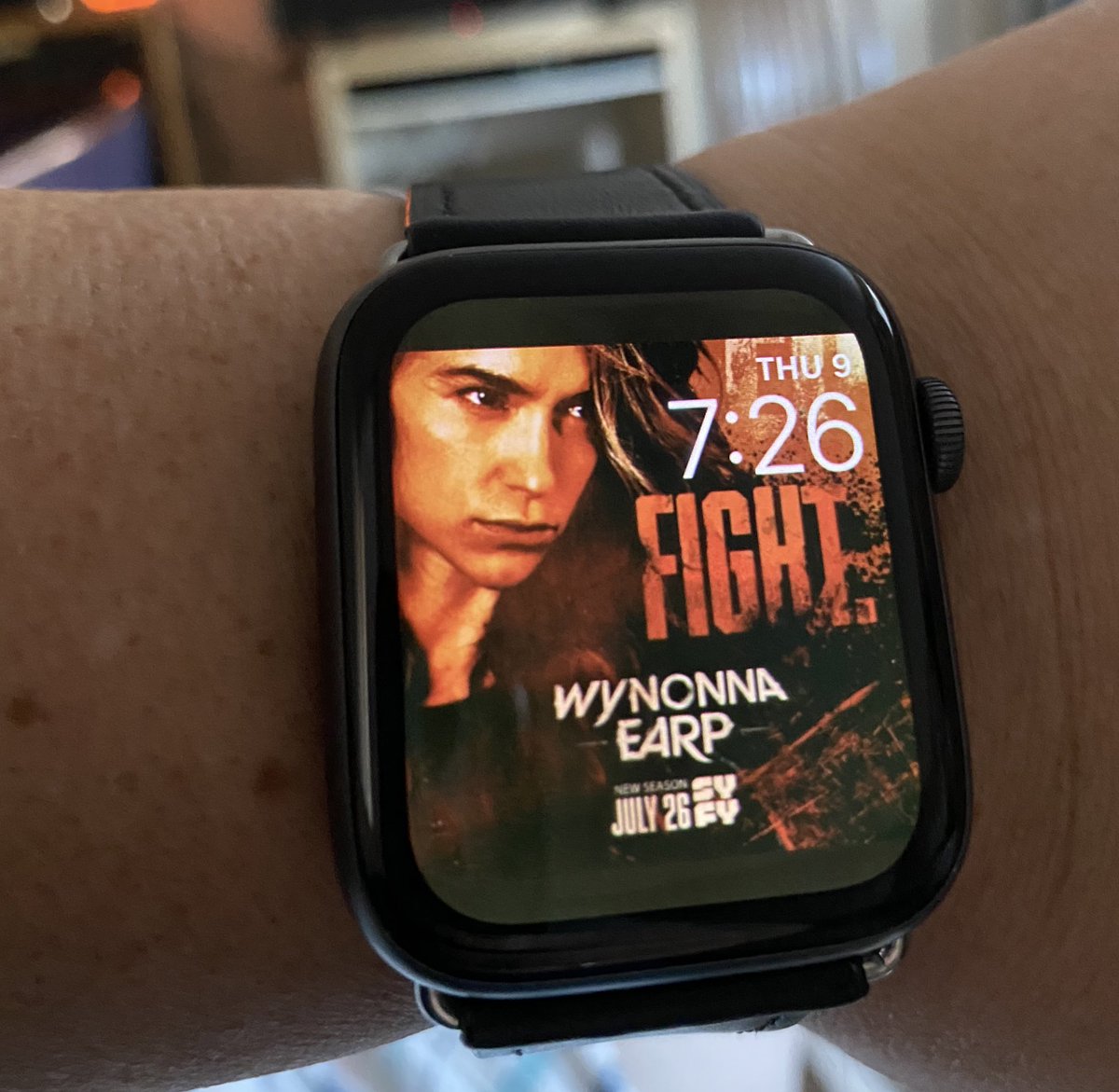 jess4eight's tweet image. Major watch level-up. #WynonnaEarp #EarpSoon #E4L