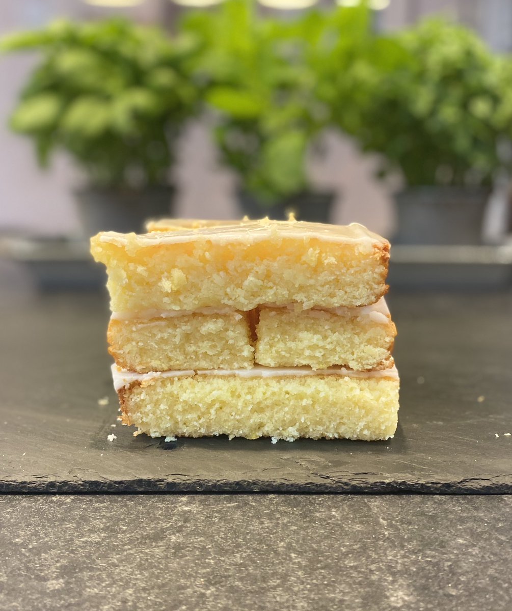 Questions we get asked every day
2. Do you make gluten free cakes?
Yes! Each day we have a selection of treats made without gluten. We also make celebration cakes with @dovesfarm gf flour
These are our squidgy lemon brownies. Not brown we know, but still squidgy & lemony.