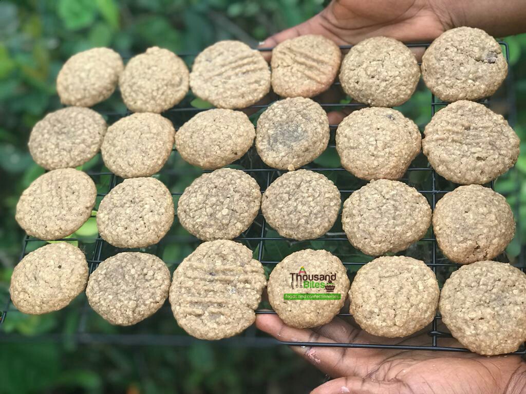 athousandbites's tweet photo. Yay! It's the weekend and even though we can't party yet we can enjoy it with our family. ⁣⁣

All you need are fresh cookies from a thousand bites. ⁣⁣

To order kindly DM, click on the link in bio or call /message us on 08120609930

Please rt and patronize this is my hustle https://t.co/9YYm2Wxj9i