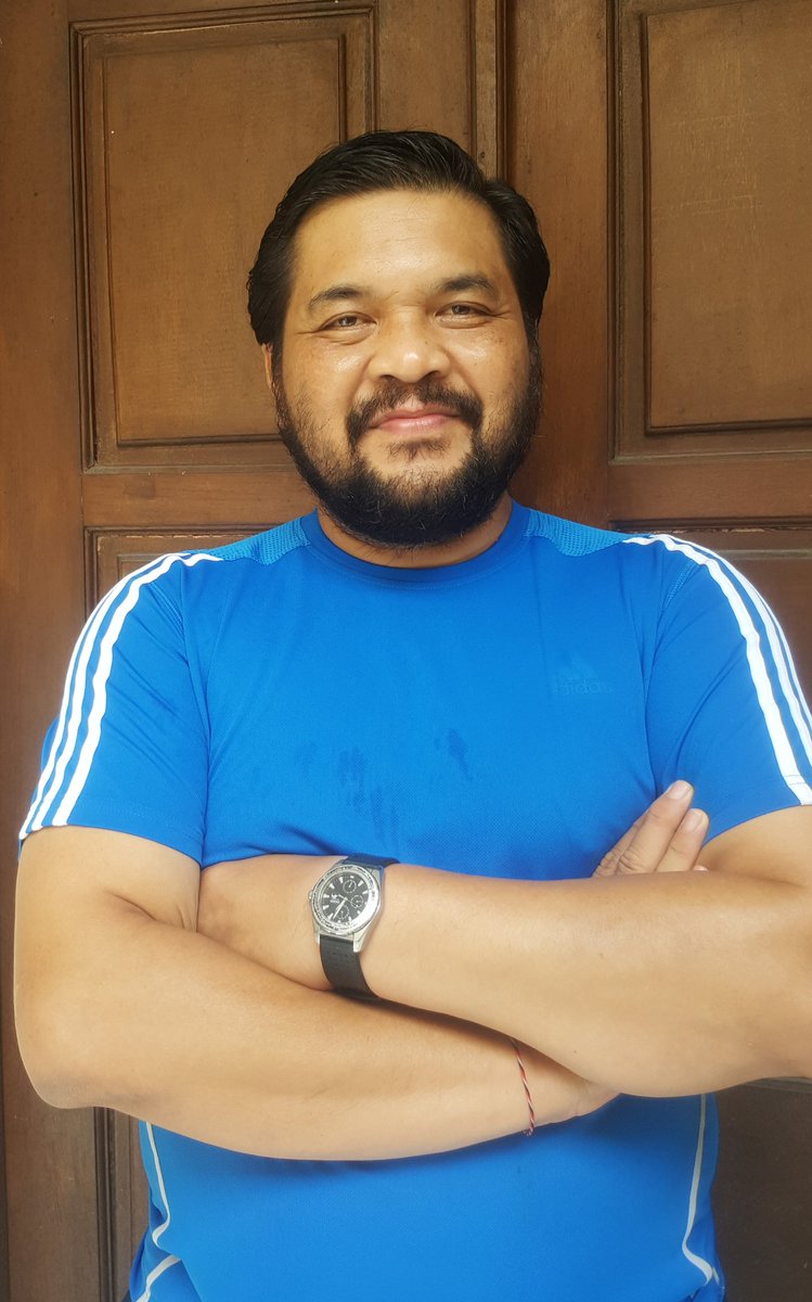 WhyGe's tweet photo. Many thought before shaving???🤔🤔🤔 https://t.co/tQiGo0trkK