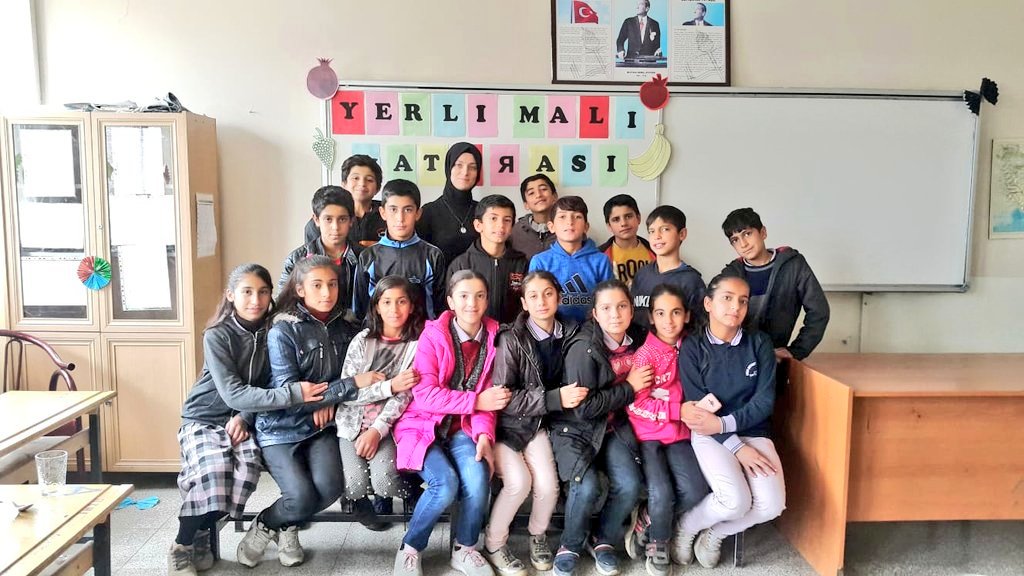 "Biz öğrencilerimizi ,öğrencilerimiz de bizi özledi."
#okullarıbirlikteacacağız 
<a href="/ziyaselcuk/">Ziya Selçuk</a> @ciftci56 <a href="/FikretKKeskin/">Fikret keskin</a> <a href="/baris_kezer/">BARIŞ KEZER</a> <a href="/Mehmetbestas301/">Mehmetbestas303069@hotmail.com</a> @EruhIlkokulu @AtaturkEruh <a href="/mem_eruh/">mem_eruh</a> <a href="/mem_siirt/">Siirt İl Millî Eğitim Müdürlüğü</a> <a href="/8Ortaokulu/">Siirt 80.Yıl Ortaokulu</a>  <a href="/KurtalanMem/">Kurtalan İlçe Milli Eğitim Müdürlüğü</a> <a href="/osman_oren/">Osman Ören</a> <a href="/AvEkremOlgac/">Av.Ekrem OLĞAÇ</a> <a href="/cevher_ciftci/">Cevher ÇİFTÇİ</a> <a href="/ismailguleruh/">İsmail Gül</a>