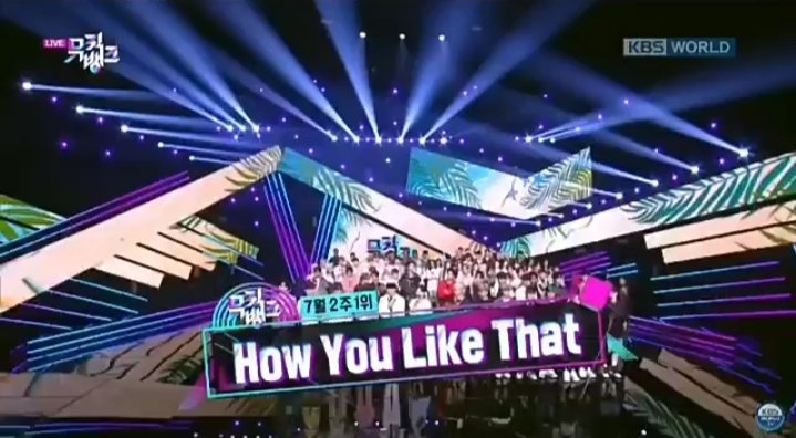 Dian110298's tweet photo. Yeee congratulations🎊 🏆@ygofficialblink #BLACKPINK https://t.co/8zsaaMBgBF