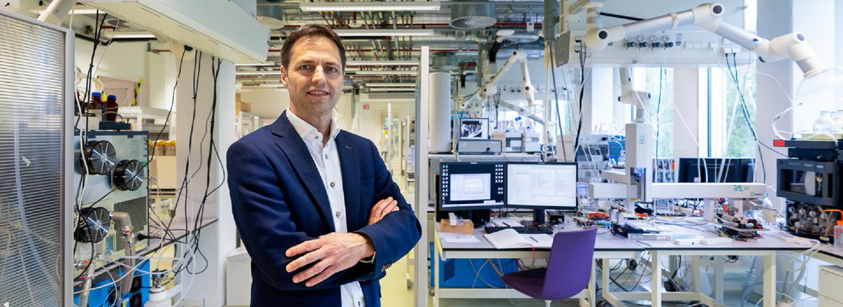 LeidenScience's tweet photo. Op 9juli openende het nieuwe @medicaldelta Fieldlab Phenomix. Praktijk &amp; universiteit werken hier samen aan toepassingen van metabolomics. Het doel: ‘metabole profielen’ voor snelle diagnoses of persoonlijk behandelplannen. Interview met Thomas Hankemeier: https://t.co/Sq5ggsfMc4 https://t.co/TEzsKPw4my
