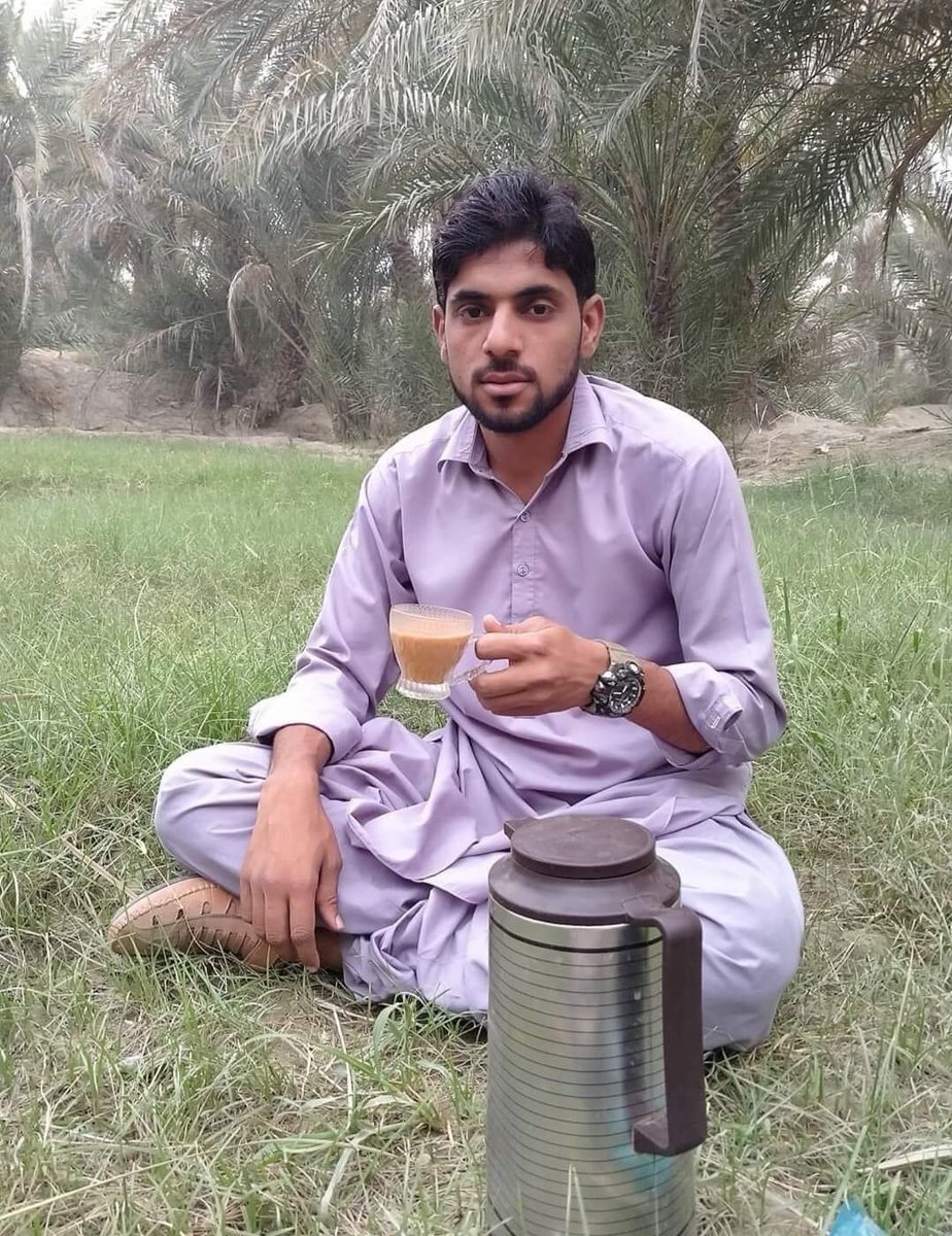 TajBloch's tweet photo. Qayum Wafa, abducted by security forces from #Karachi last night. I known him for his dedication to ost (a welfare organization) helping patients for their treatment, specially cancer patients. I am not sure when has the state criminalized such noble activities https://t.co/9BYFhKuH7e