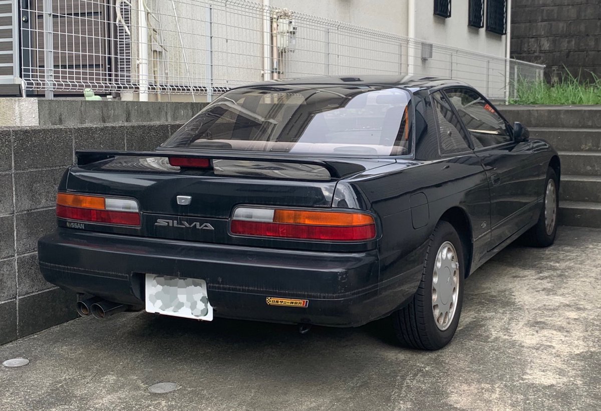 Kijima 日産モーター向け姉妹車のガゼールを伴って登場したs110シルビアも印象深いモデルでしたね 前後の車軸が妙に奥まっていましたが セリカより高い人気を博しました 逆にワイドタイヤが履けても車体に程よく収まり 中古では暴走族の定番車になっ Kijima 日産モーター向け姉妹車のガゼールを伴って登場したs110シルビアも印象深いモデルでしたね 前後の車軸が妙に奥まっていましたが セリカより高い人気を博しました 逆にワイドタイヤが履けても車体に程よく収まり 中古では暴走族の定番車になっ