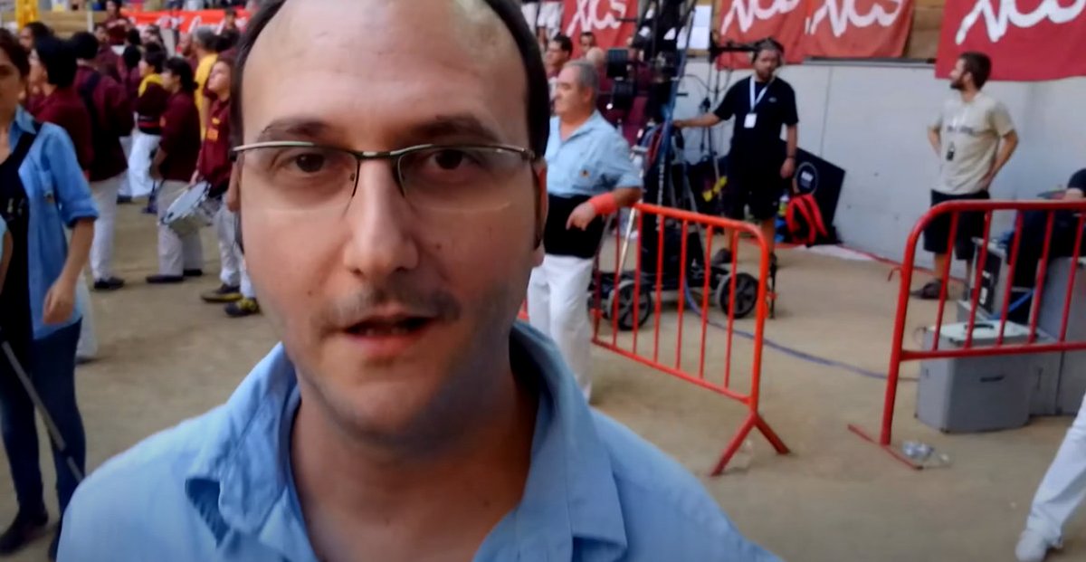 La mirada que recordarem avui es la del <a href="/KikiPescao/">Kiki Pescao</a>, cap de colla dels @bandarres tirant un 4d8. Heu vist el que passa al final?

youtu.be/dZn2mGMdnvQ