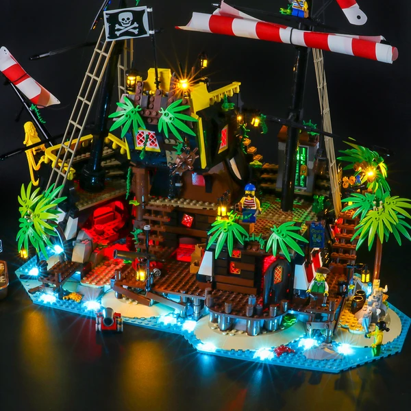LightailingToy's tweet image. 🤩💥 New Release 🤩💥
Exclusive lighting LEGO® Pirate Adventure: Pirates of Barracuda Bay 21322 😍✨
Click here 👉👉bit.ly/3gFI49u
.
.
#creatorexpert #legocity
#lightuplego #ledlegosets #lightkits #lightingkits #legolighting
#piratesofthecaribbean #jacksparrow
