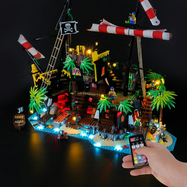 LightailingToy's tweet image. 🤩💥 New Release 🤩💥
Exclusive lighting LEGO® Pirate Adventure: Pirates of Barracuda Bay 21322 😍✨
Click here 👉👉bit.ly/3gFI49u
.
.
#creatorexpert #legocity
#lightuplego #ledlegosets #lightkits #lightingkits #legolighting
#piratesofthecaribbean #jacksparrow