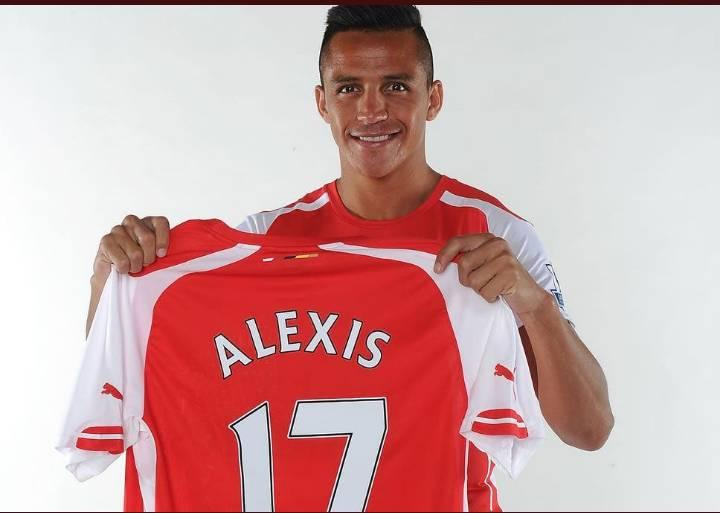 OucemaBH's tweet photo. On this day in 2014 !
@Arsenal #Mercato https://t.co/v7zWC8Kt3f