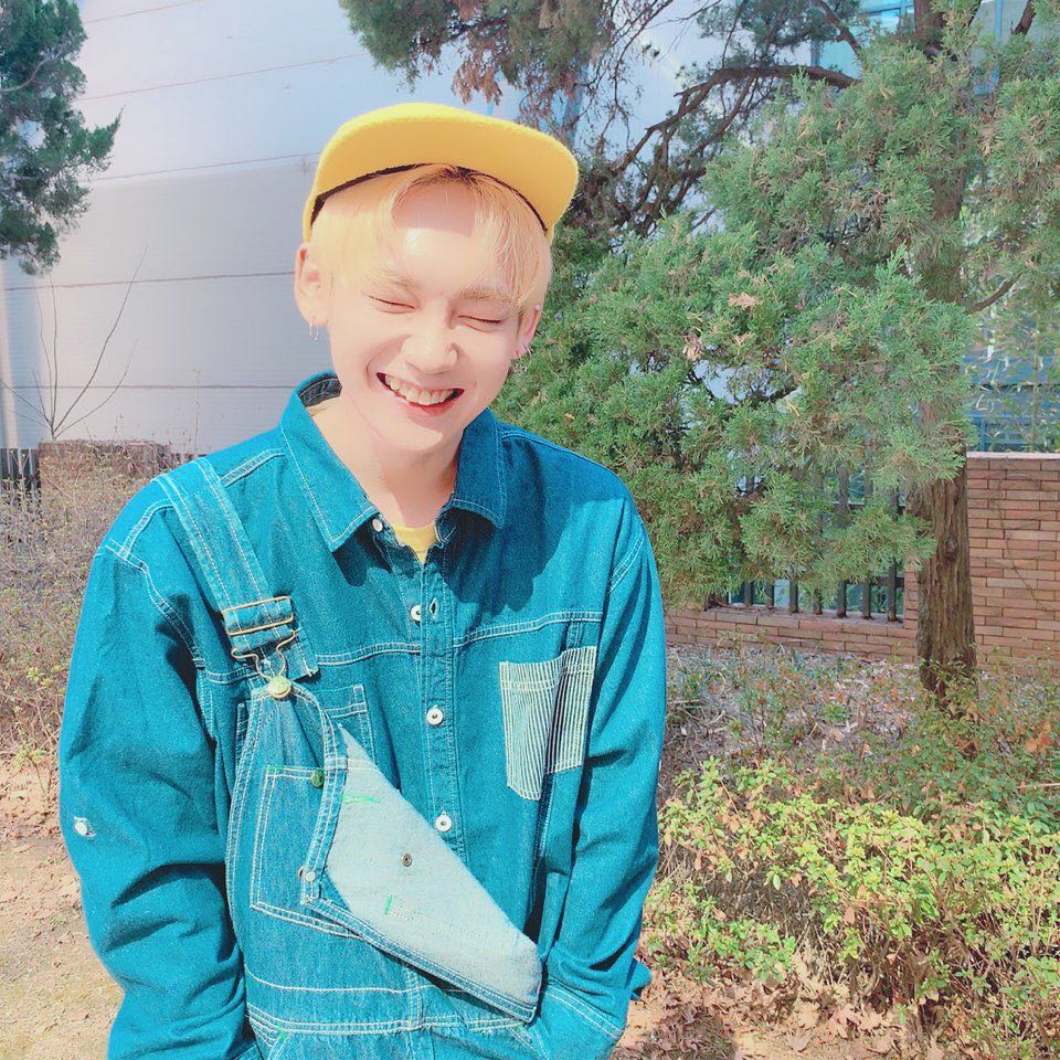 TAKADAKENTA_TH's tweet photo. We put his name with yellow hearts 💛
His favorite color, like the stars ⭐✨ https://t.co/Lgd5ag9zqD