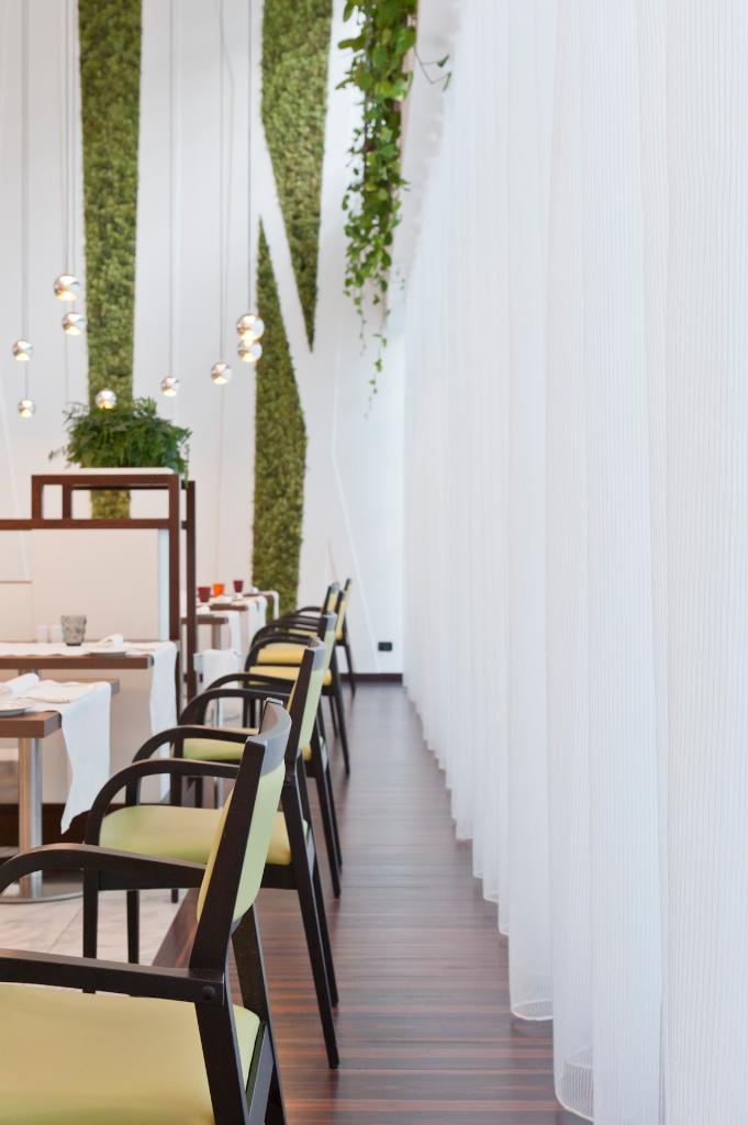 Fresco e bilanciato come il suo menu. Prima di volare, concediti un pranzo in tranquillità al ristorante Il Canneto. 

#Sheratonmalpensa