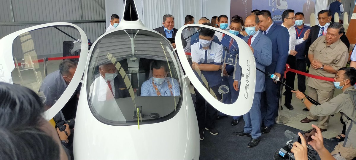 MIDSabah's tweet photo. #Sabah CM @mohdshafieapdal officiated @kkipaerospace Training Ctr today (10/07/20) &amp; witnessed MoU signing by MASWings, MEGA Aerospace Centre, Layang-Layang Aerospace &amp; KKIPAerospace. #aviation #aerospace industries augment well with Sabah as a growing travel hub #diversification https://t.co/l9B23acNpE