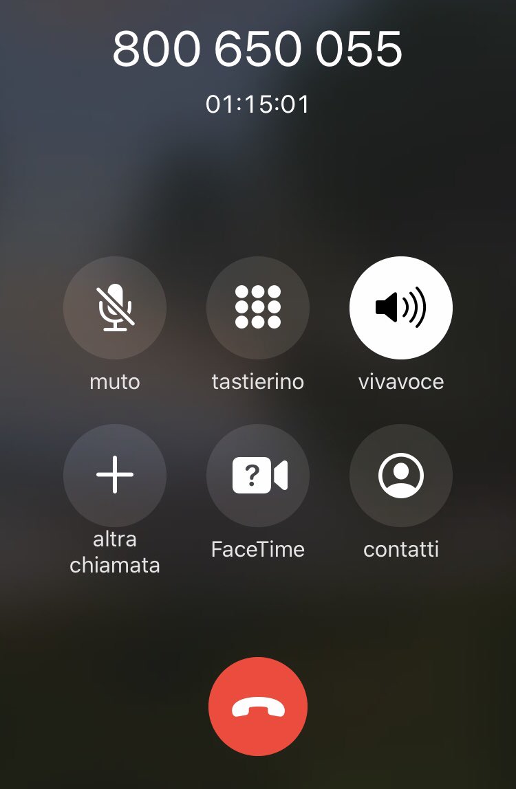 The_Escape_D's tweet photo. @Alitalia cancellate i voli per la Sardegna senza neanche una spiegazione, 1:15 di attesa al telefono e ancora non avete risposto. VERGOGNA! https://t.co/LjijqzQ0im