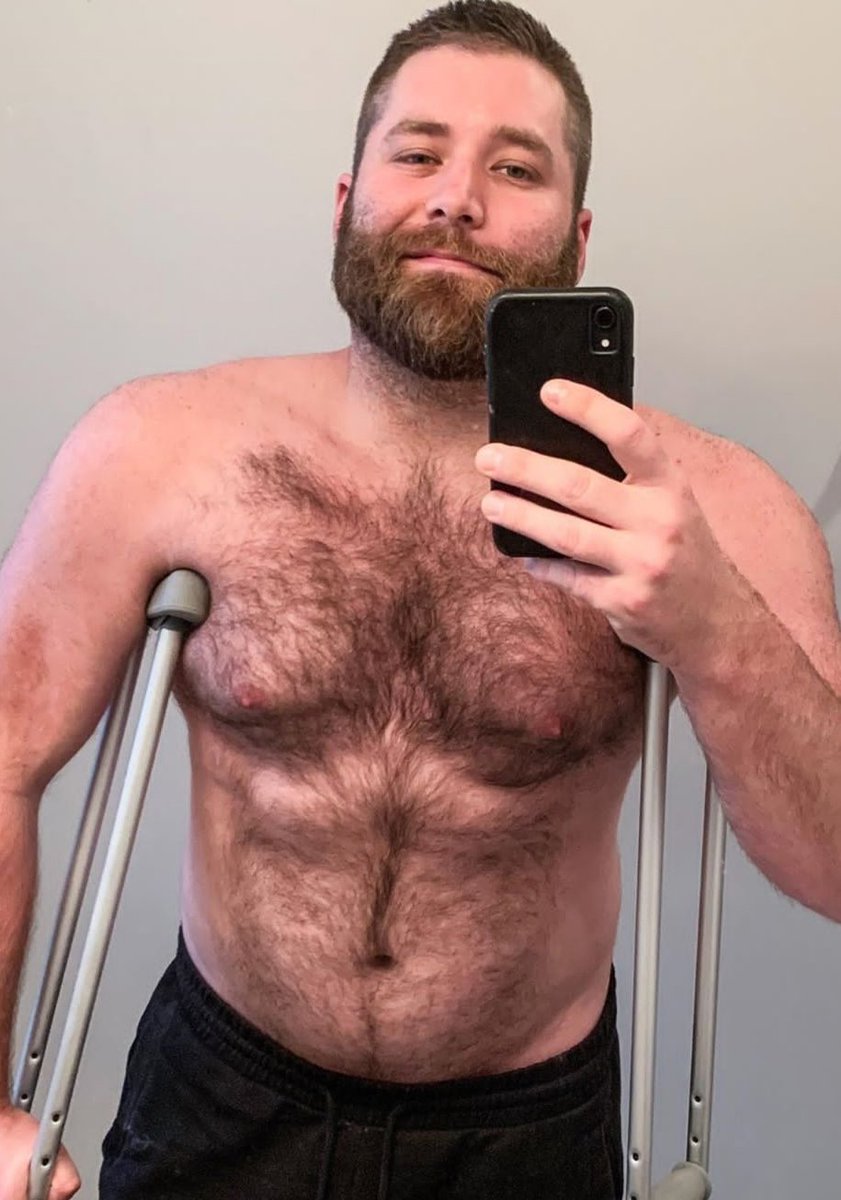 Les Hommes Poilus On Twitter Leshommespoilus Beardaddy Gay Beard Poilu Bear Hairymen Hairy Daddy Hairychest