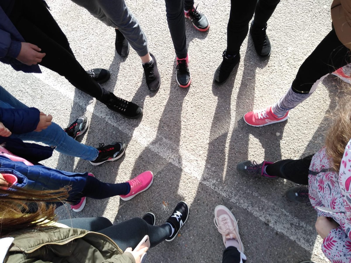 umargproject's tweet photo. From 24th to 27th of February 2020, about 200 students from 5A, 5C, 5D, 5F, 5G, 6A, 6C, 6E, 7D grades used their smartphones for an outdoor quest at Mircea cel Batran School, Pitesti, Romania.  1/2 https://t.co/BAhWZ5uhCo