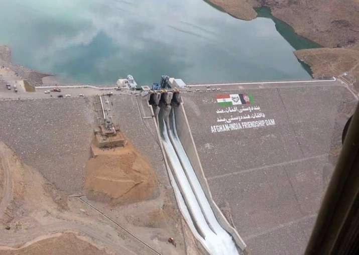 Thread on Afghan- #India Friendship Dam: 1/6Tweets by AF ( @TheFahimi)This dam, renamed from Salma dam in 2015 as a gratitude gesture to India, is located on Hari river in Western  #Afghanistan. It was a major project of Mohammad Daud Khan, Afghanistan’s first President, in 1976.
