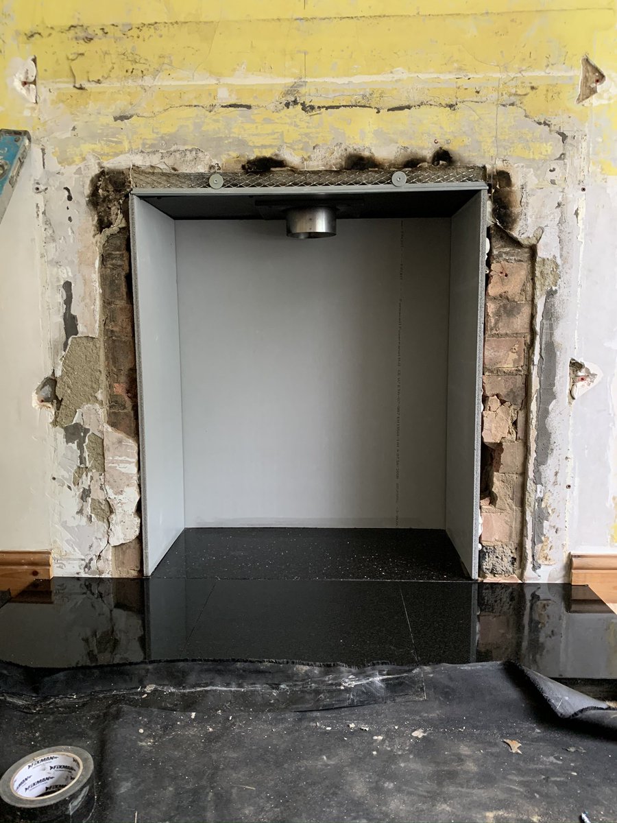 Fireplace Transformed:🔥<a href="/cJfires/">Charlton & Jenrick</a> fireline fp5-3.🌪<a href="/specflue/">Specflue</a> Schiedel flue liner and fittings. 🧱 Granite front hearth relayed and matching back hearth cut to suit. 🌳 Kiln dried ‘capri’ oak mantel in lacquer finish. Top coat plaster to be carried out by other trade ✅