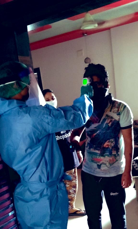 AMC

Corona Ghar Seva - Sanjivani Van

Trained paramedic/ nurses providing Heath care service to covid19 patient under Home Isolation / Quarantine.

All family members are also examined for Heath checkups including covid19 tests. 

#AhmedabadFightsCorona 
#GujaratFightsCovid19