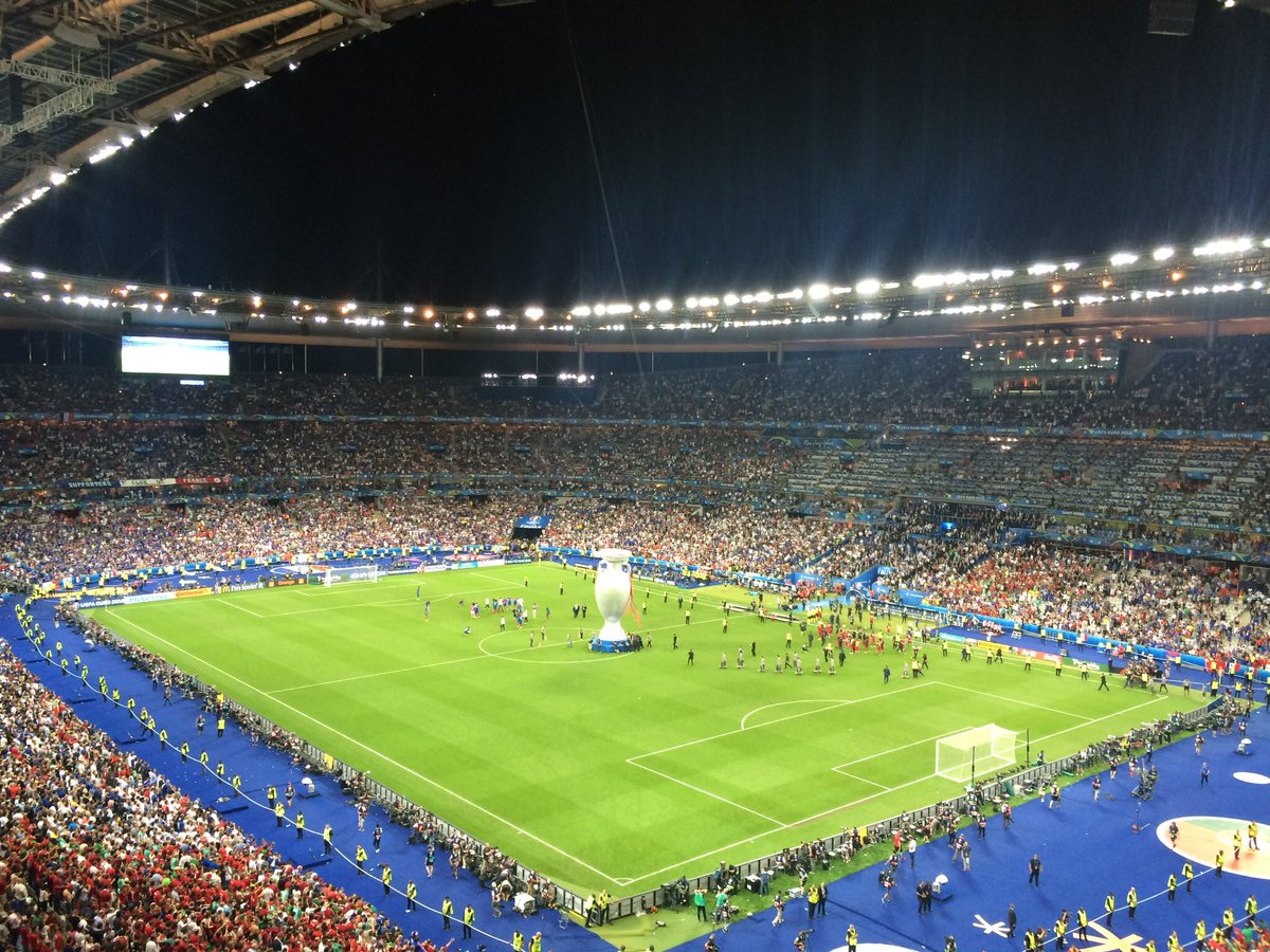 Dani_Mendes_10's tweet photo. Il y a 4 ans le Portugal devient champion d’europe mon dieu la fierté ce jour la ❤️ https://t.co/VJQOCwOeYe