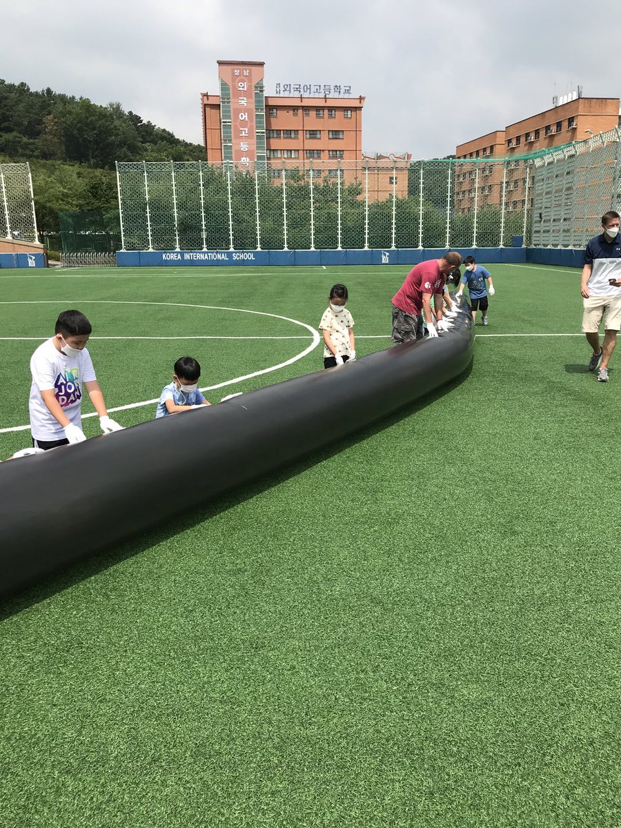 natek411's tweet photo. Thank you KIS staff, students and parents for an amazing summer program. See you in August. Have a safe and restful break! #kispride https://t.co/i85Hy0herS