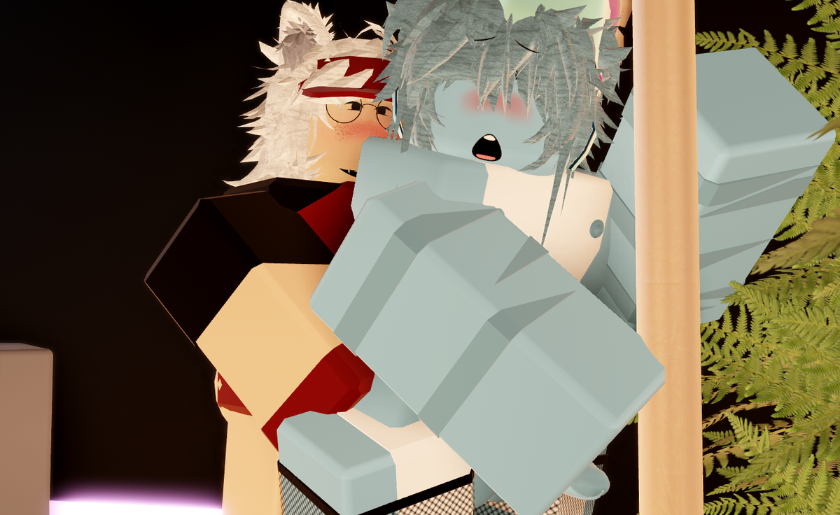 Gaburonn's tweet photo. club before I pass out :/
-#RR34-#GayRR34-#Robloxnsfw-#Robloxporn- https://t.co/ytUUqdpnJJ