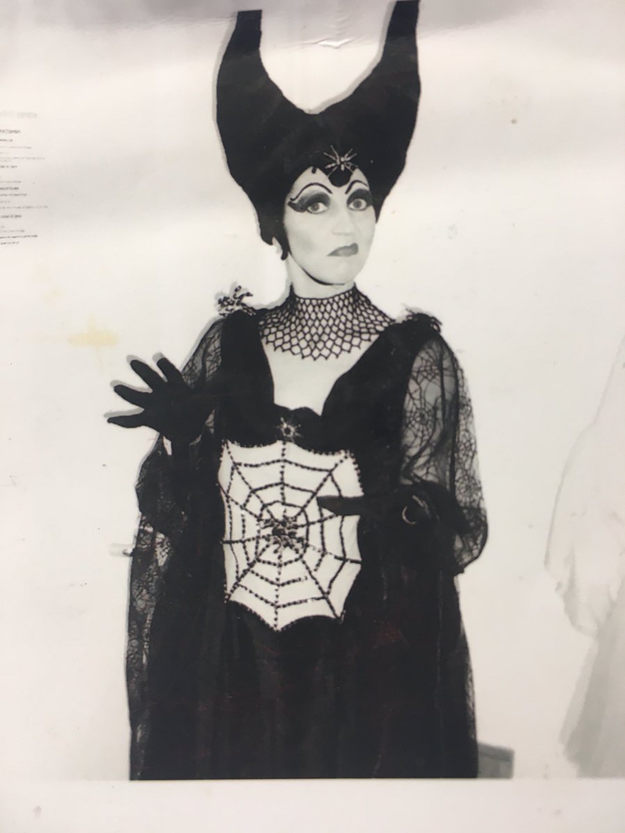 colleenrdaley's tweet photo. Strange dreams last night after watching Maleficent. Here’s my version from @RadlettCentre 2011 with @upstageproduk #scarylady https://t.co/j4IethKtrH