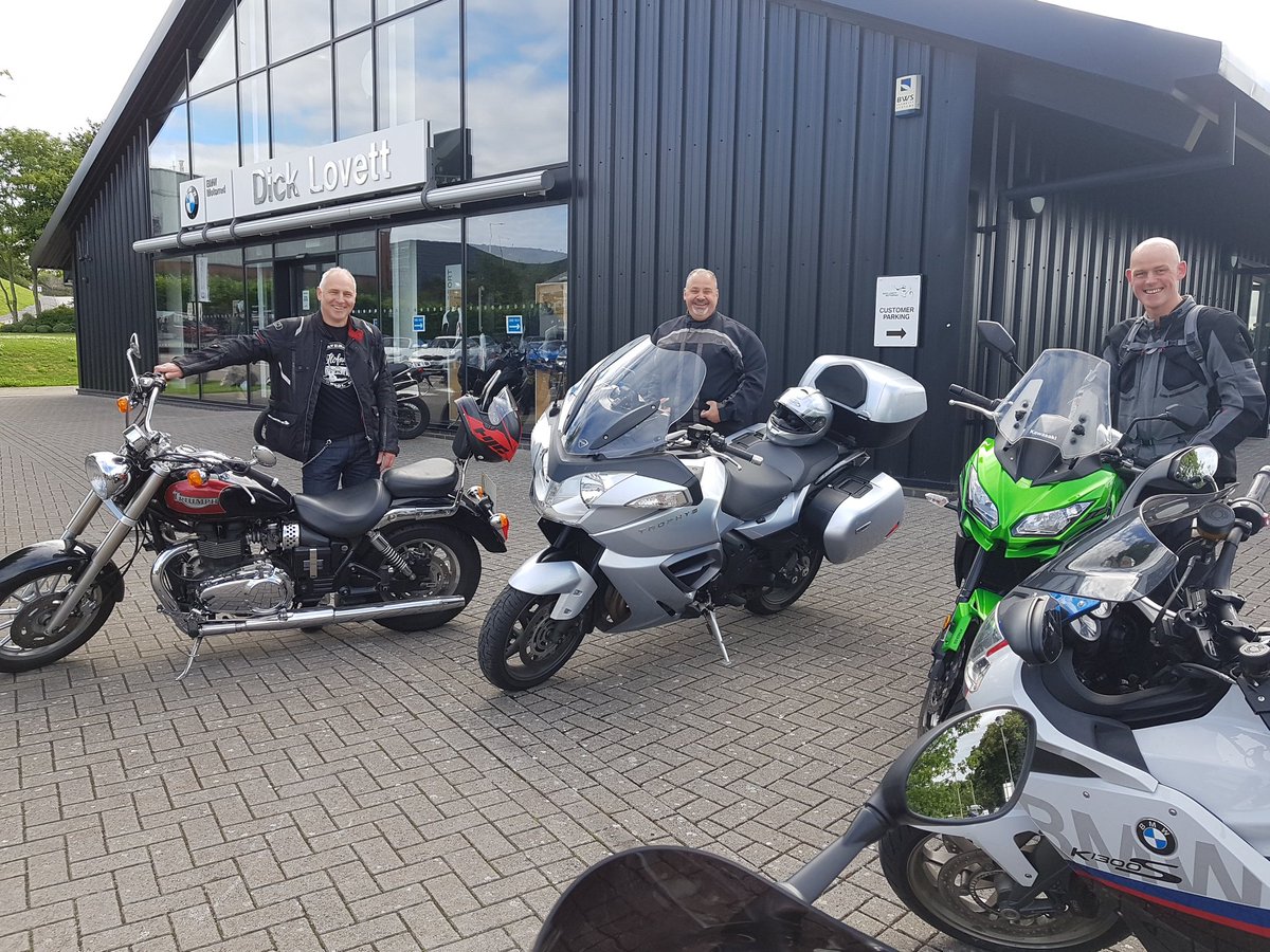 Then I get to work and start my day, this time from Dick Lovett Motorrad. Steve in the middle learned to ride with me 15 years ago and he's still alive! David is on his Triumph and Richard on his Kawasaki. A fun Get Cornering course today!