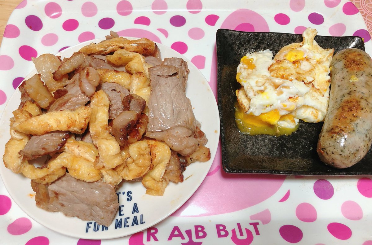 凛 金森式断糖ダイエットアカウント On Twitter ご飯 10 00に牛脂スープ 牛肉サーロイン250g 1g 油揚げ2枚 0 2g 卵2個120g 0 36g ソーセージ100g 0 8g 昨日貰った端の牛脂入りです C2 36