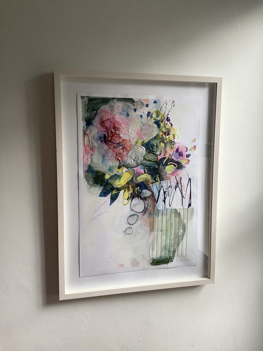 Posy 8 from the Flowers from Lockdown series. Flowers are the focus this weekend in my #openwindows. You can view from the gate, 2 metres away #cosart2020 #openstudios #Cambridge @whatsoncambridge