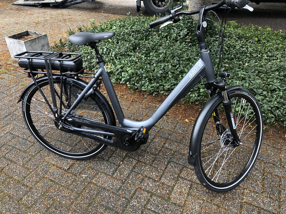 vVelzenFietsen's tweet photo. Vorige week deze #DutchID Comfort besteld via onze #webshop en vandaag perfect afgemonteerd afgeleverd! Ook weet wat je koopt? Fiets dan heeeellll snel naar onze website of schrijf je in voor de nieuwsbrief 👍✅ https://t.co/ccnrt4O95Z