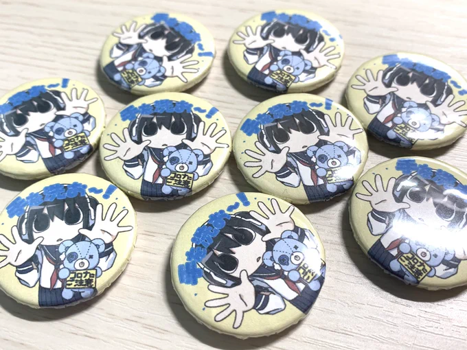 7月11日の18時くらいにBOOTH( https://t.co/nyObhBFuTE )にてミニ色紙(121×136mm)の原画を販売します、今回はおまけで手作りバッジが付きます。 