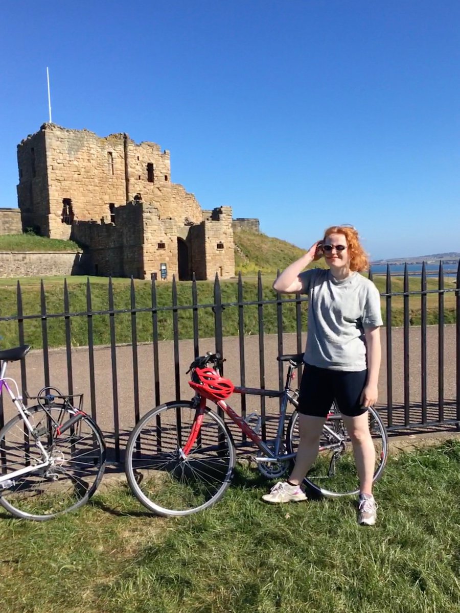 Welcome to another  #ComposerSpotlight thread! Today we're focusing on  @joanna_mward who has spent lockdown in Newcastle baking, cycling and even going for a 4am dip in the North Sea during the solstice sunrise 