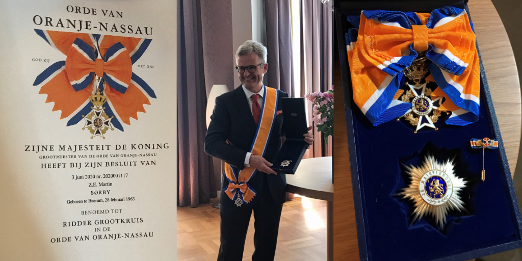 NorwayTheHague's tweet photo. During his farewell audience outgoing ambassador, @MartinSoerby, was bestowed the #KnightGrandCross of the Order of Orange-Nassau.
A great honor to receive this order personally from HMK Willem Alexander of the Netherlands. 👑🇳🇱
@koninklijkhuis
#NorwayNL 🇳🇴🇳🇱 https://t.co/GZqszbJn7J