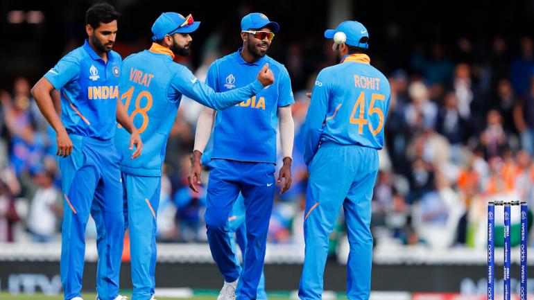 keshavtweets's tweet photo. So, one year ago it was #INDvNZ and how can one ever forget those two days?
One day it seemed like Sun in going to shine and the next day it seemed like it is going to haunt us till eternity!
India bowlers did an amazing job but who knew it is going to tough.
#CWC19Rewind https://t.co/u9oREvEg72