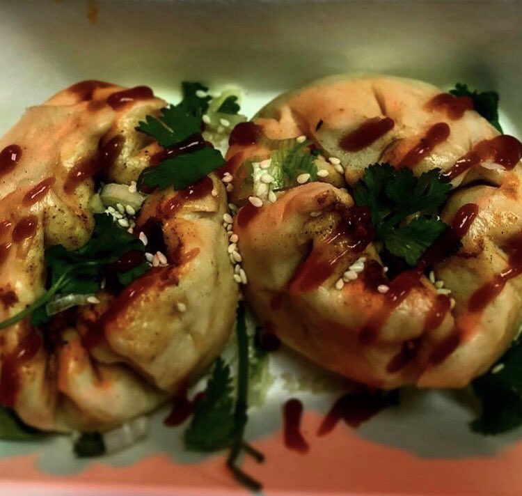 DumplingDude00's tweet photo. Dim sum to you next Friday the 17th in #Brighton and #hove, message me for orders and have a feast for 2 delivered to you ✌️🥟
#food #vegan #tasty #plantbased #yum #foodporn #supportlocal #health #dumplings #dimsum #rice #veg #sustainable https://t.co/eq7yXLjC2C