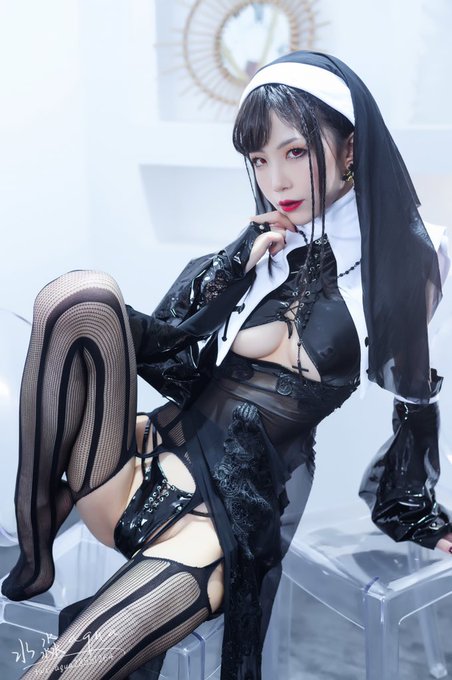 Twitterのコスプレ画像32